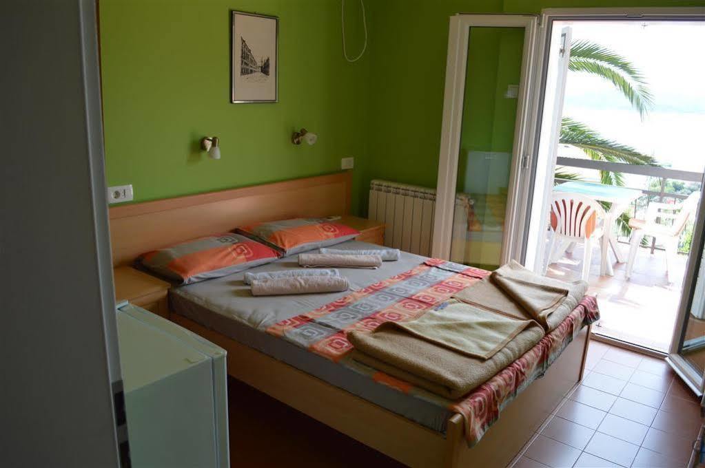 Apartments Mm Sveti Stefan Luaran gambar